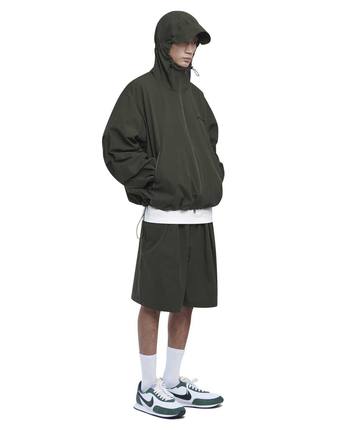노매뉴얼(NOMANUAL) PENON WIND SHELL - KHAKI