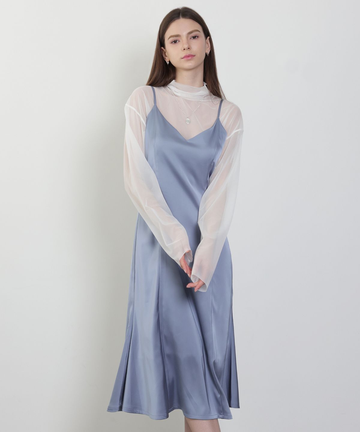 러브참(LOVECHARM) [베누스 사틴 슬립 드레스_블루]Venus Satin Slip Dress