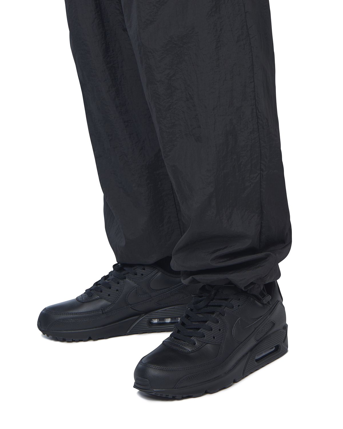 노매뉴얼(NOMANUAL) TWO TUCK NYLON PANTS - BLACK