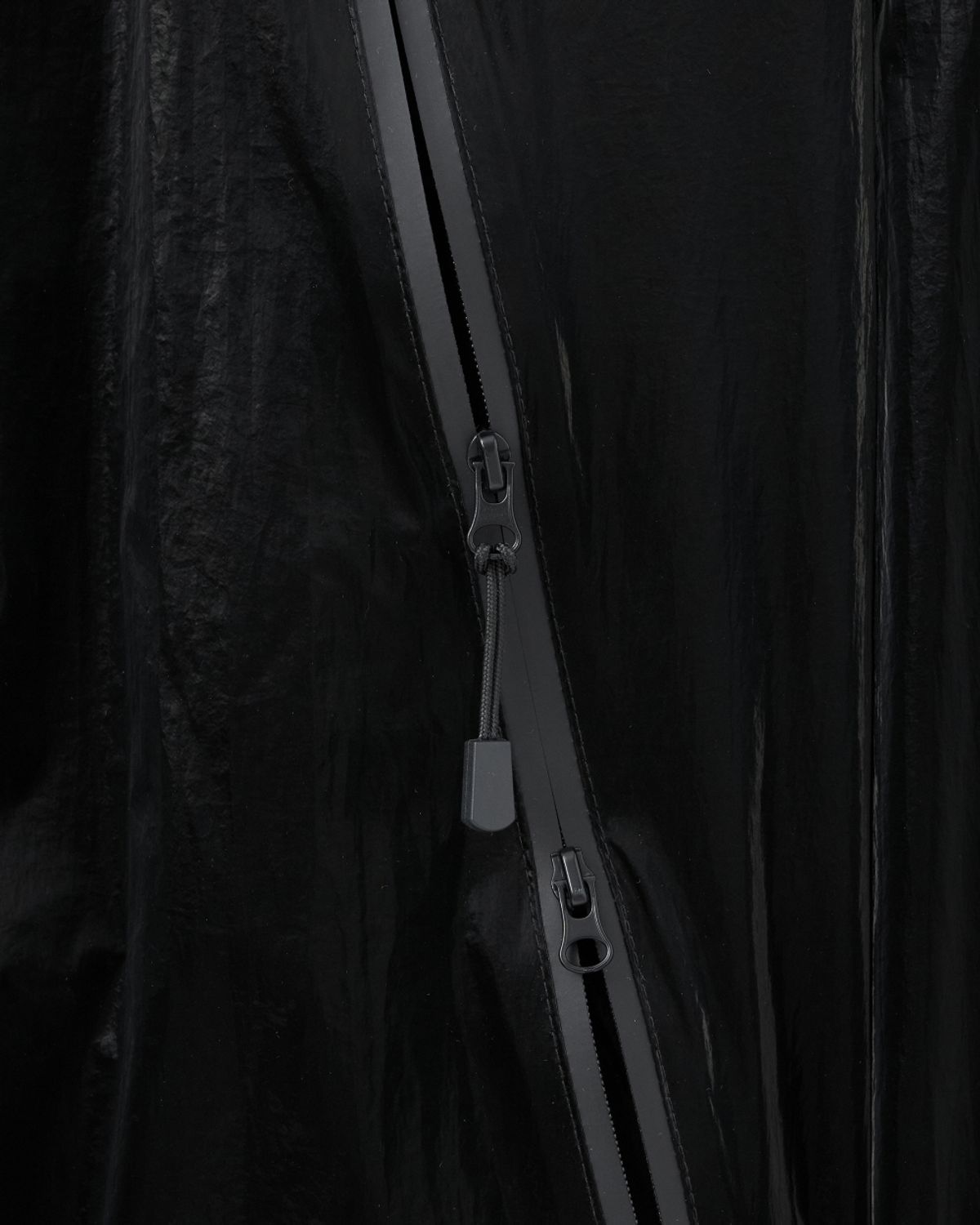 비슬로우(BESLOW) ZIPPER POCKET WIND BREAKER JACKET BLACK