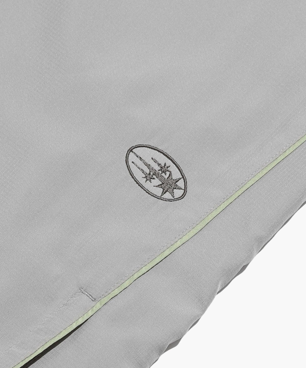 나이스고스트클럽(NICEGHOSTCLUB) 3STAR PIPING TRACK PANTS_GREY(NG2DSUPA10A)