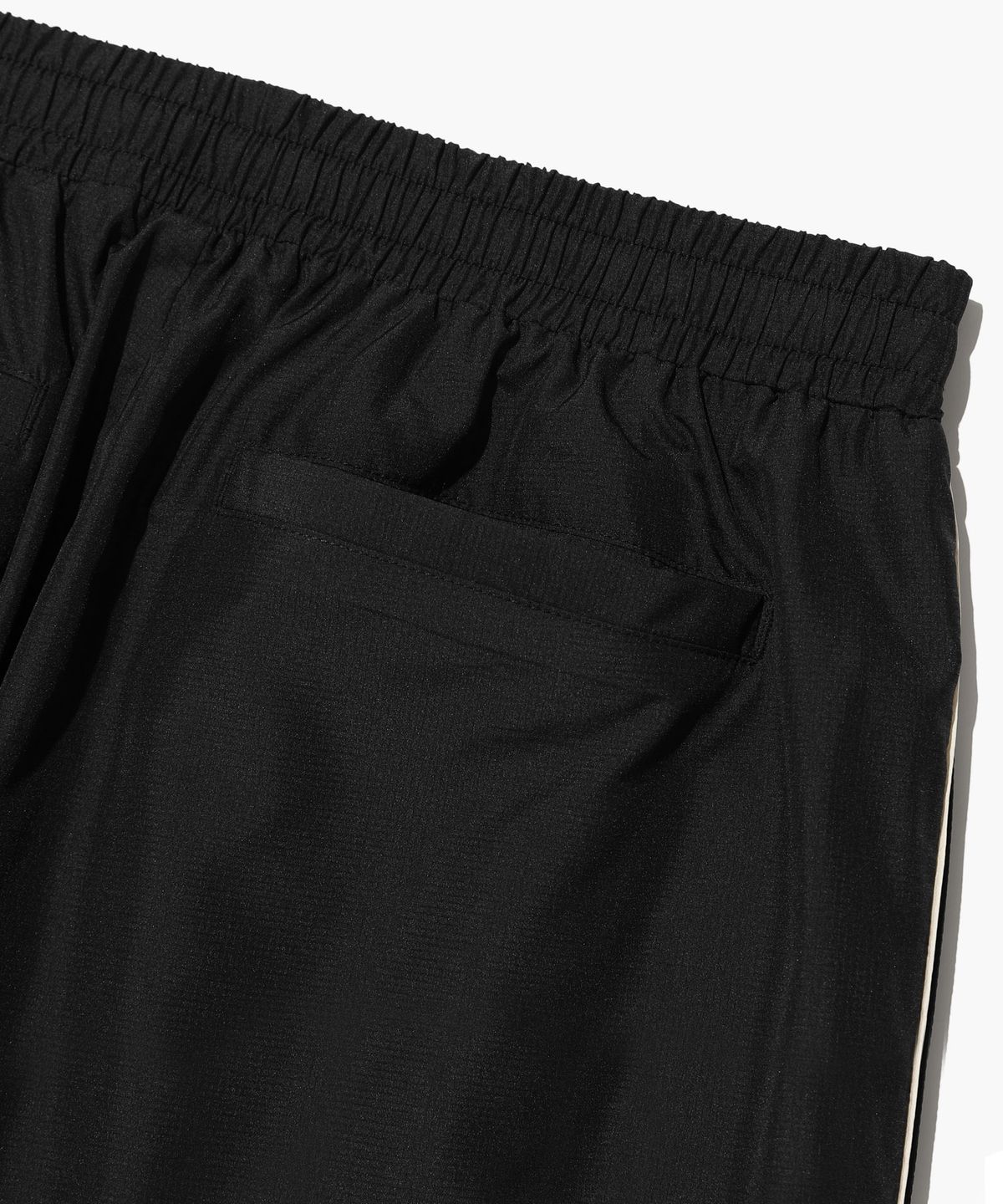 나이스고스트클럽(NICEGHOSTCLUB) 3STAR PIPING TRACK PANTS_BLACK(NG2DSUPA10A)