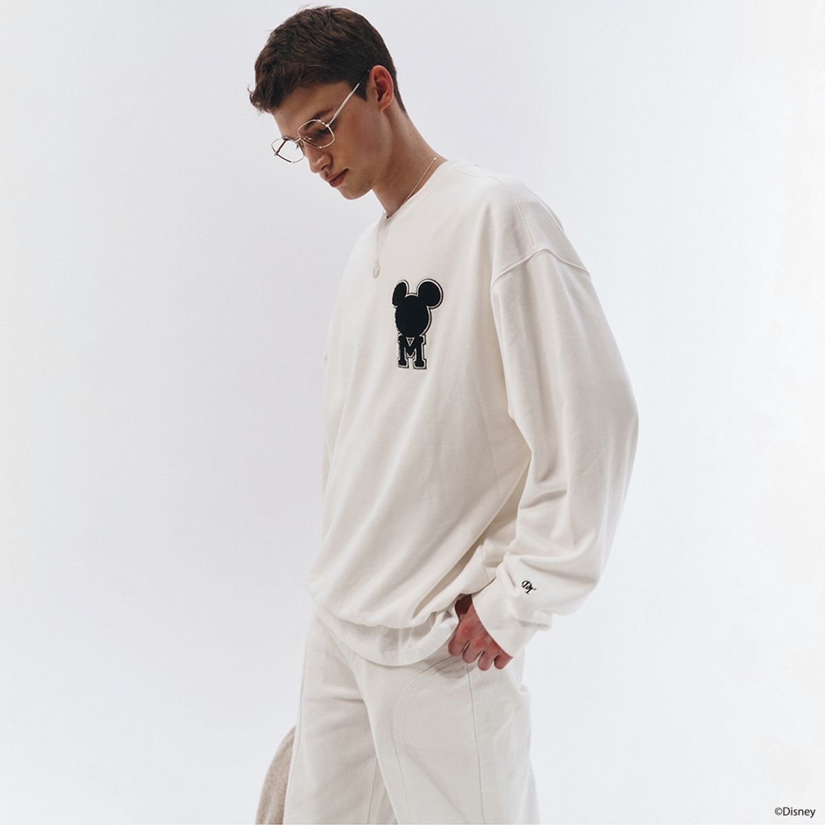 던스트 포 맨(DUNST FOR MEN) UNISEX_DISNEY MICKEY MOUSE_BOUCLE SWEATSHIRT_ECRU_M_UDTS3A150G2