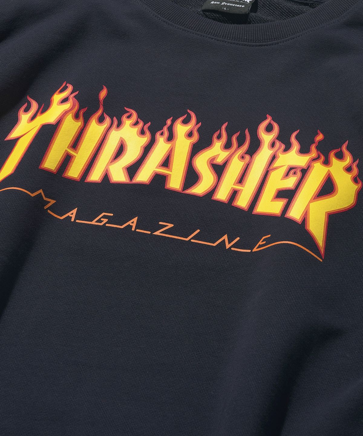 트레셔(THRASHER) 플레임 로고 맨투맨 네이비