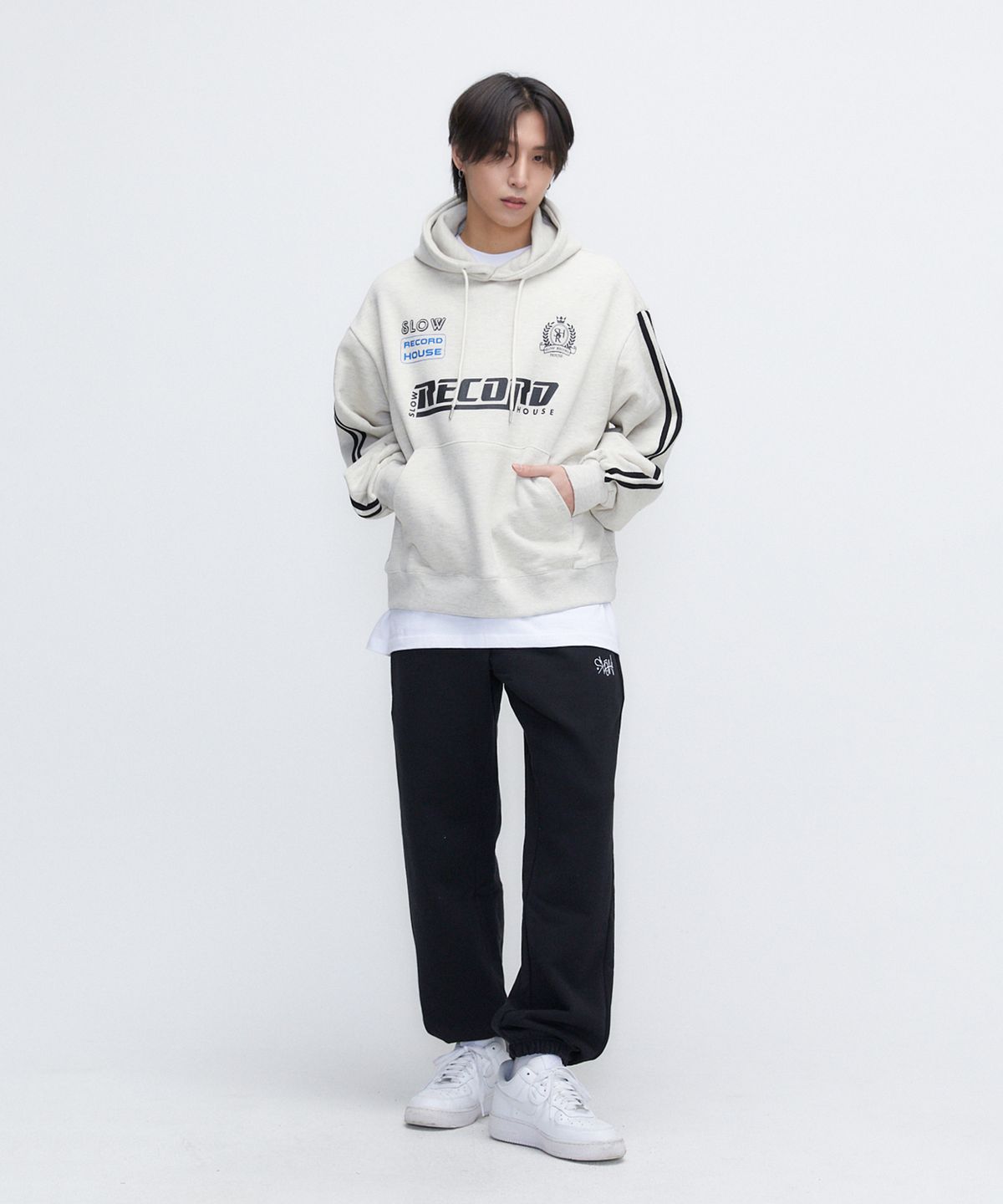 슬로우 레코드 하우스(SLOW RECORD HOUSE) 슬로우 스포티 후드티_오트밀