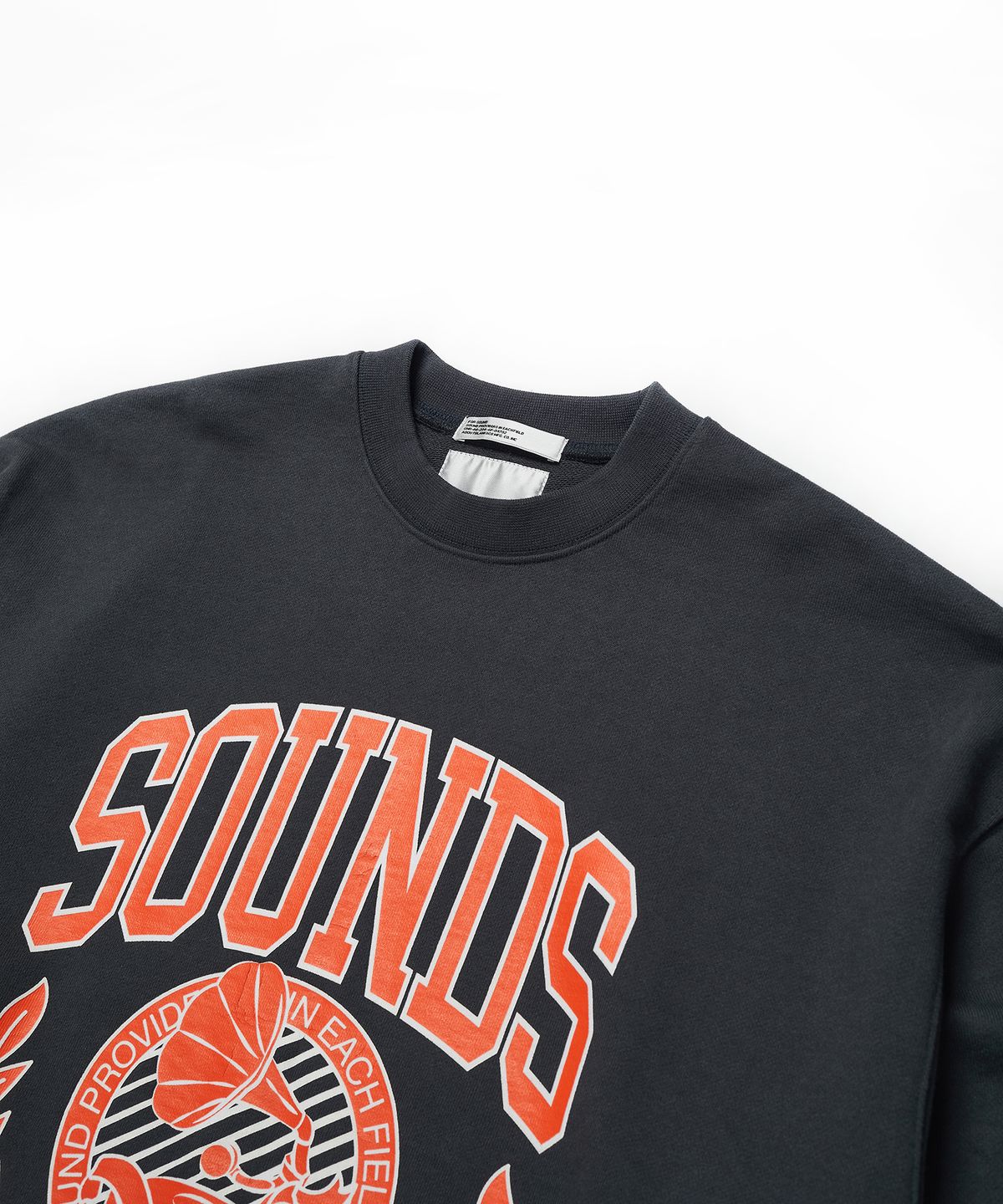 사운즈라이프(SOUNDSLIFE) Flocking Printing Sweatshirts Charcoal