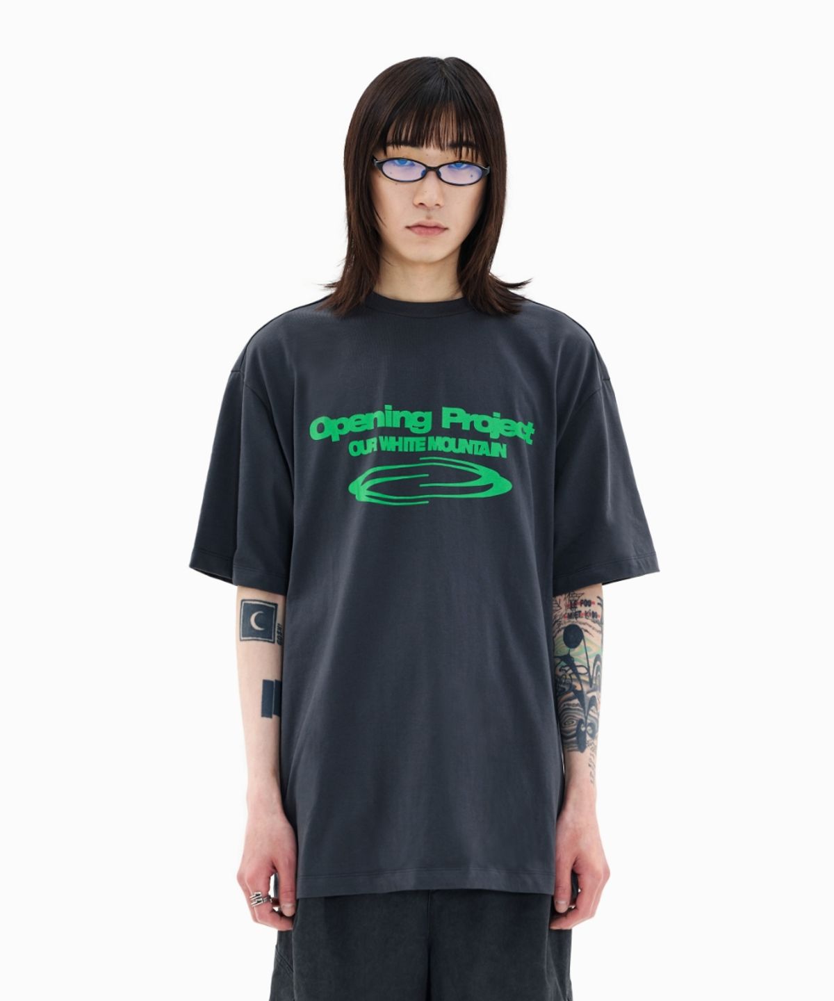 오프닝프로젝트(OPENING PROJECT) Identity T Shirt - Charcoal