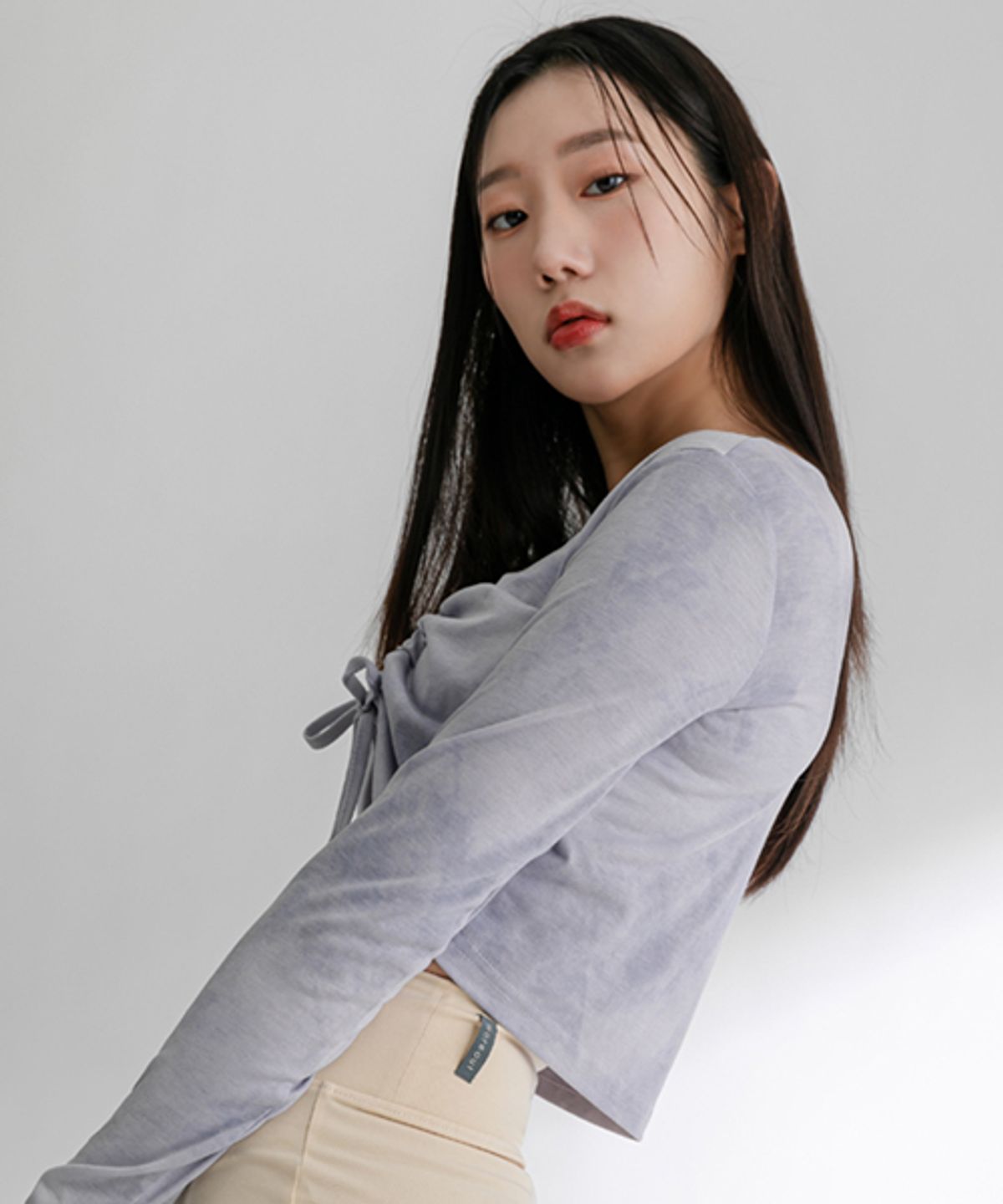 모어아웃(MOREOUT) 아쿠아 스트링 크롭 가디건 3TT3326