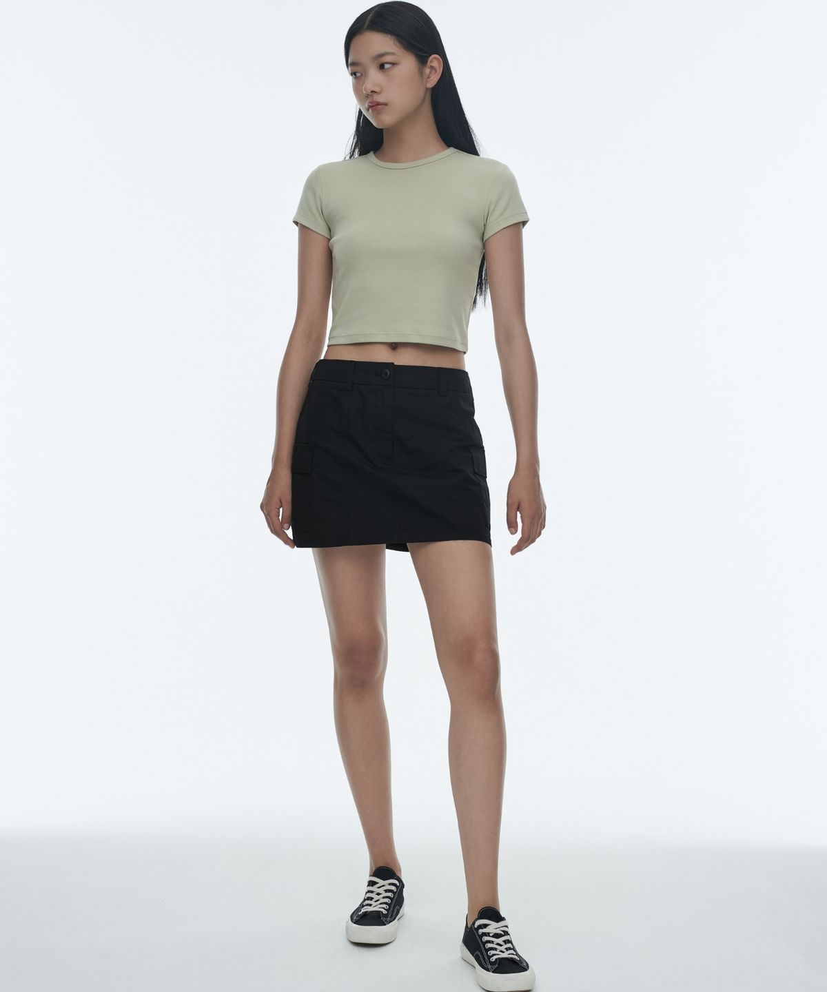 무신사 스탠다드 우먼(MUSINSA STANDARD WOMAN) 우먼즈 슬림 크롭 크루 넥 티셔츠 [페일 그린]