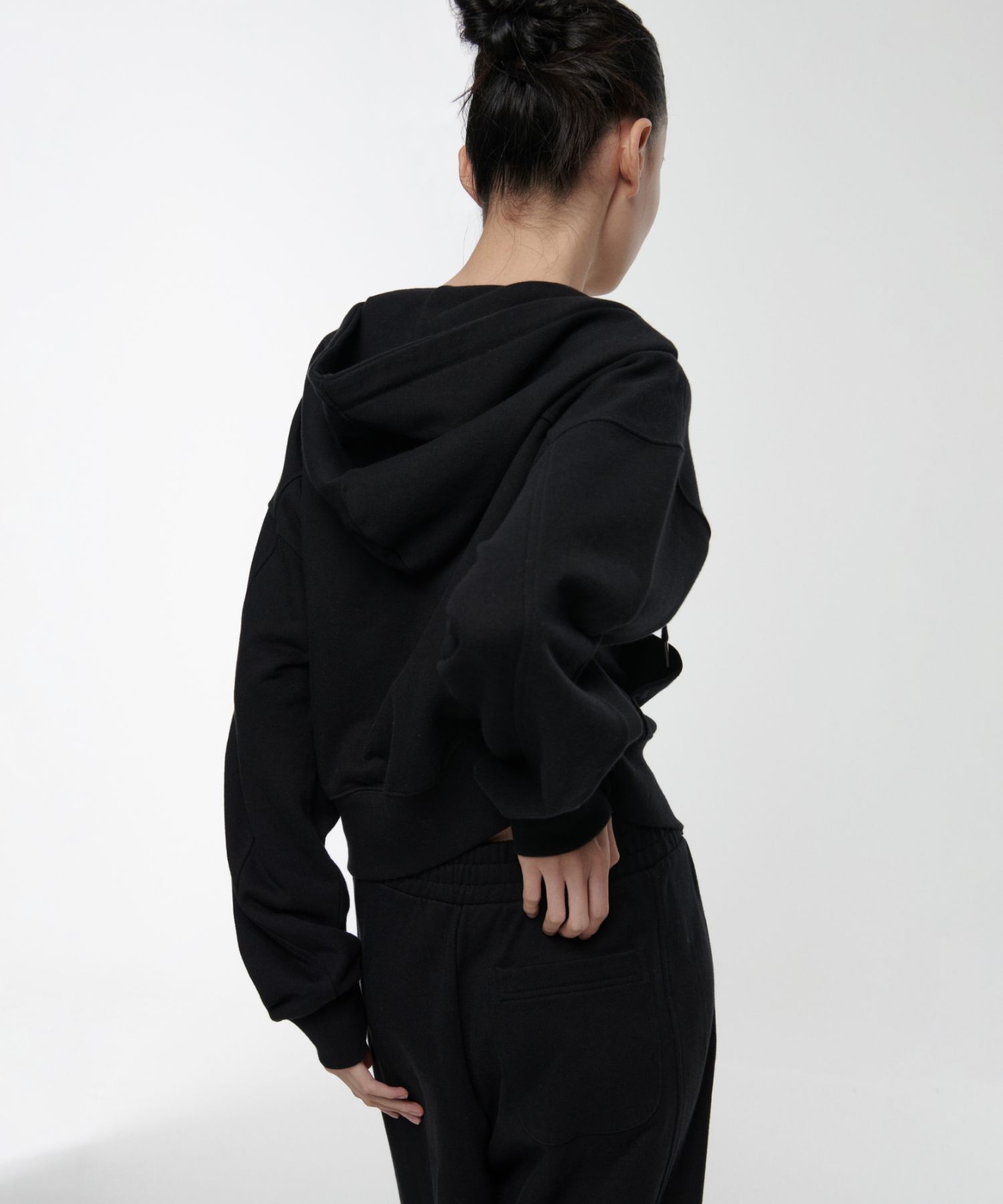 MUSINSA公式 | MUSINSA STANDARD WOMAN Women's Volume Crop Hooded
