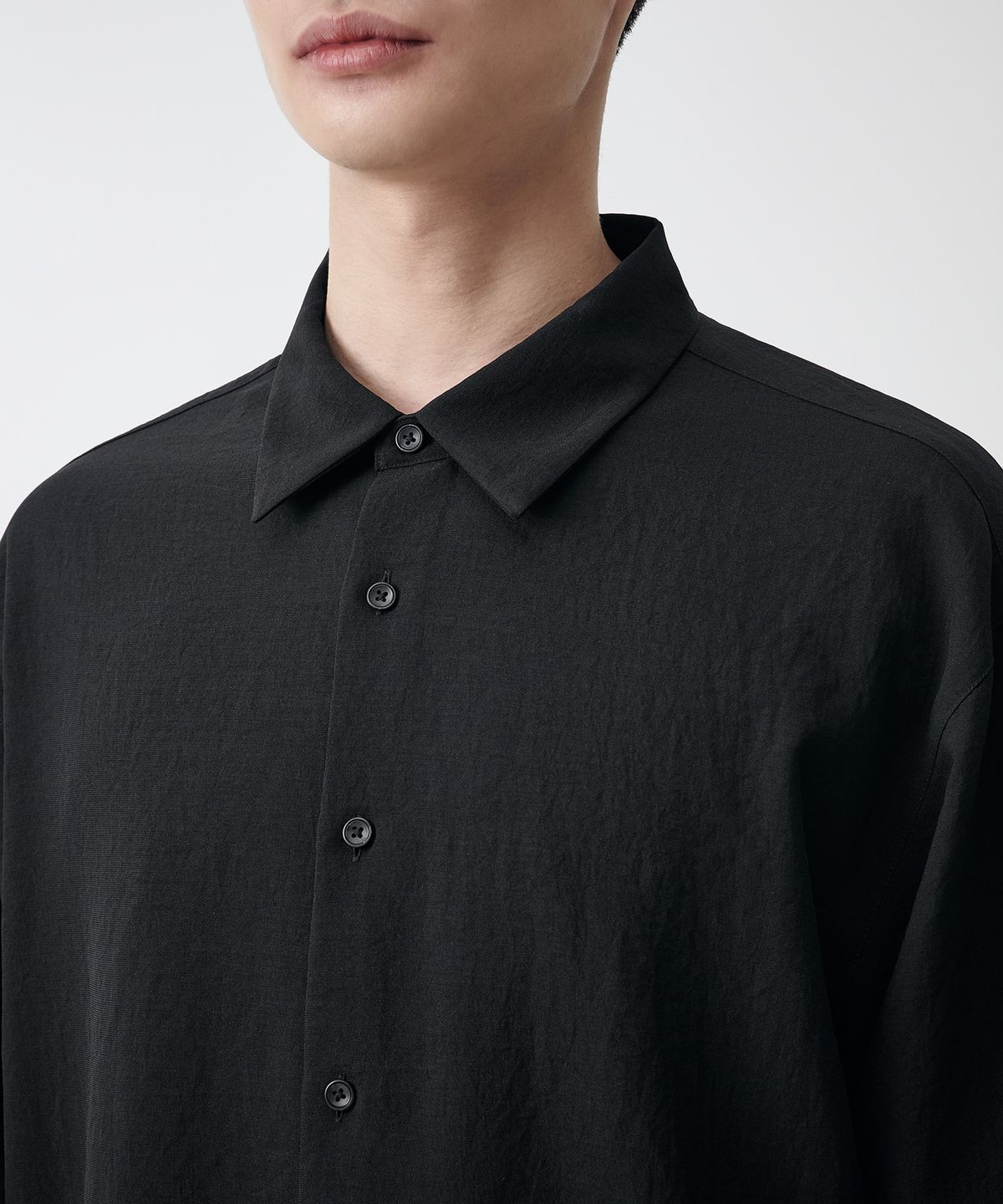 무신사 스탠다드(MUSINSA STANDARD) 릴렉스드 린넨 라이크 셔츠 [블랙]