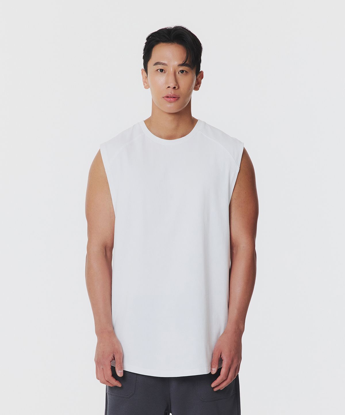 무신사 스탠다드 스포츠(MUSINSA STANDARD SPORTS) 코튼에어 머슬핏 슬리브리스 (3colors)