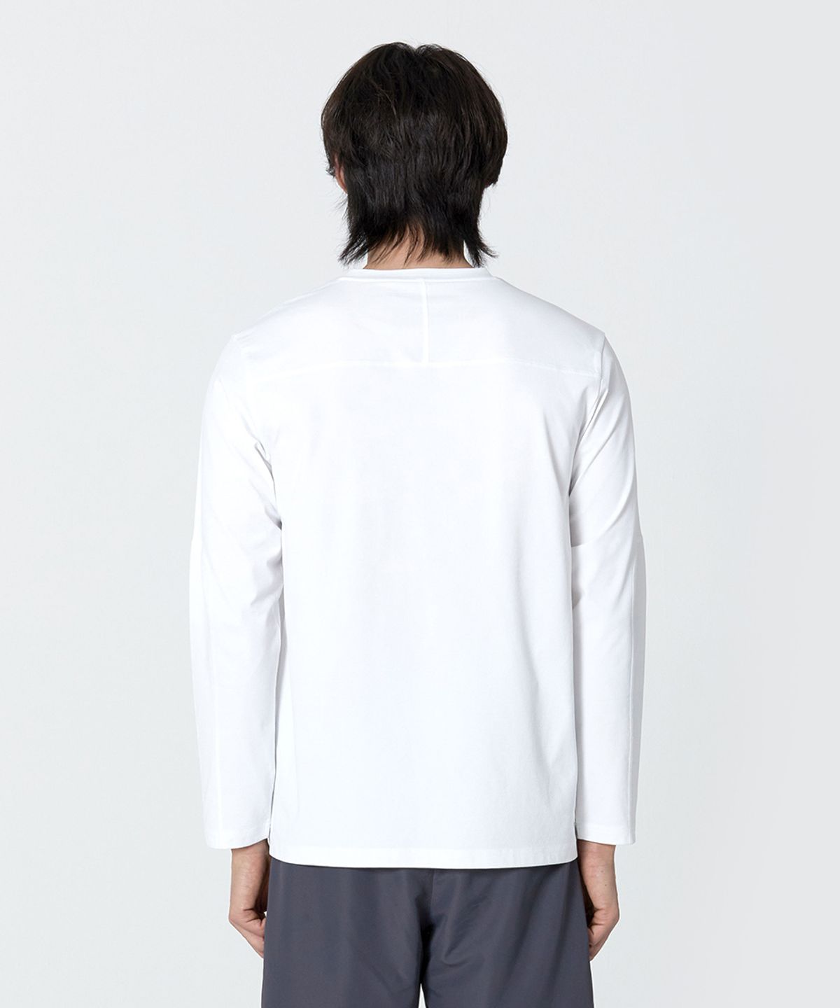 무신사 스탠다드 스포츠(MUSINSA STANDARD SPORTS) 퀵드라이 에센셜 롱슬리브 (2color)