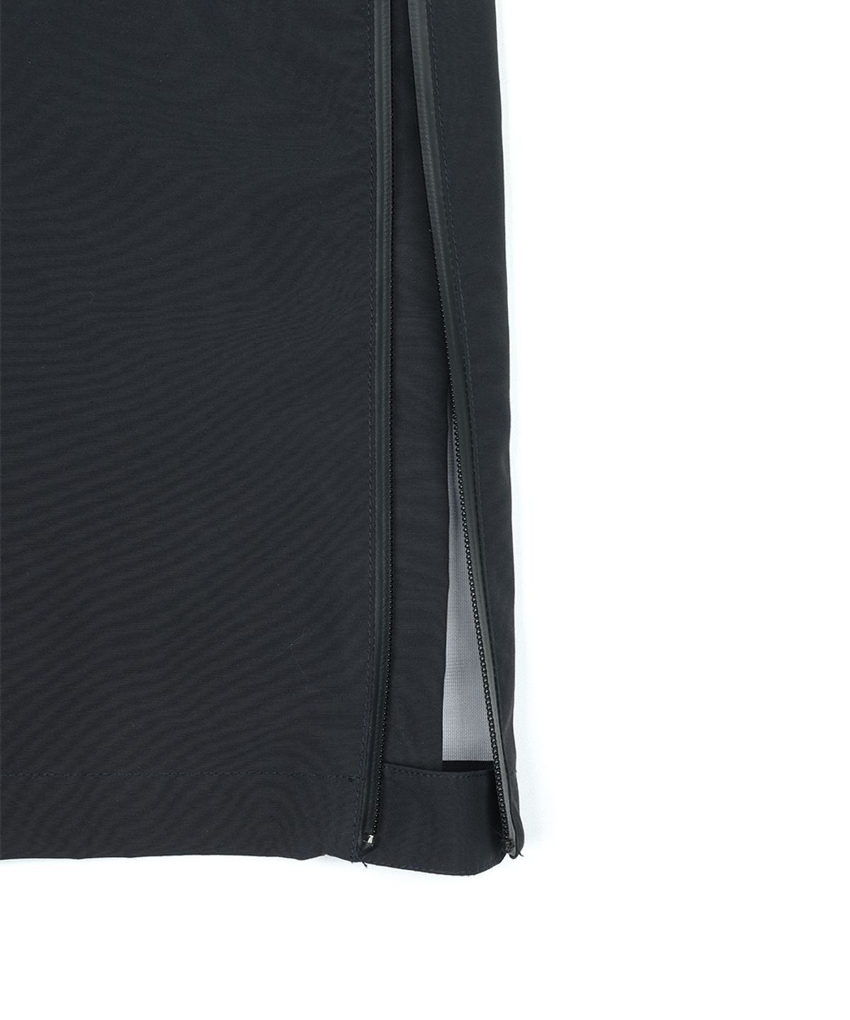 그레일즈(GRAILZ) PINTUCK NYLON PANTS [BLACK]
