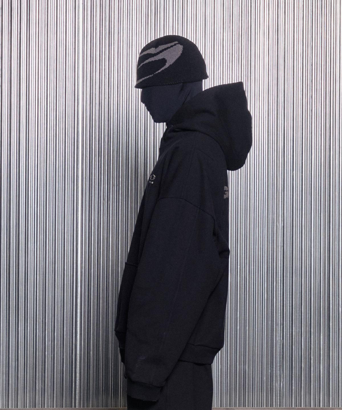 그레일즈(GRAILZ) ESSENTIAL OVERSIZED HOODIE [BLACK]
