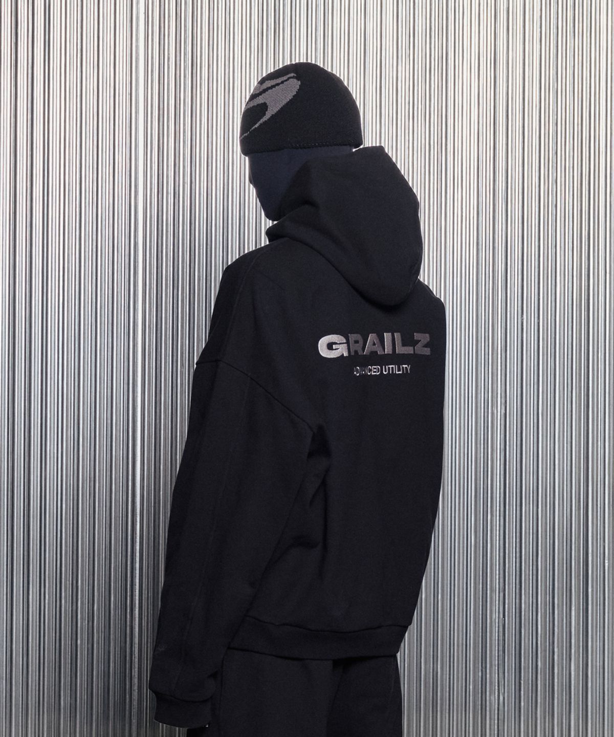 그레일즈(GRAILZ) ESSENTIAL OVERSIZED HOODIE [BLACK]