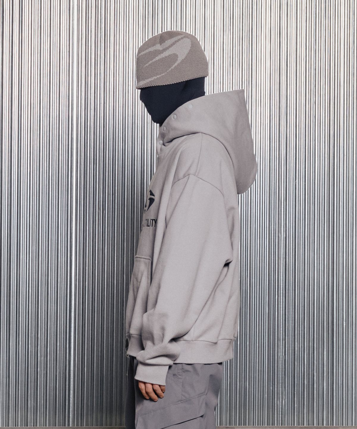 그레일즈(GRAILZ) OVAL LOGO HOODIE [GREY]