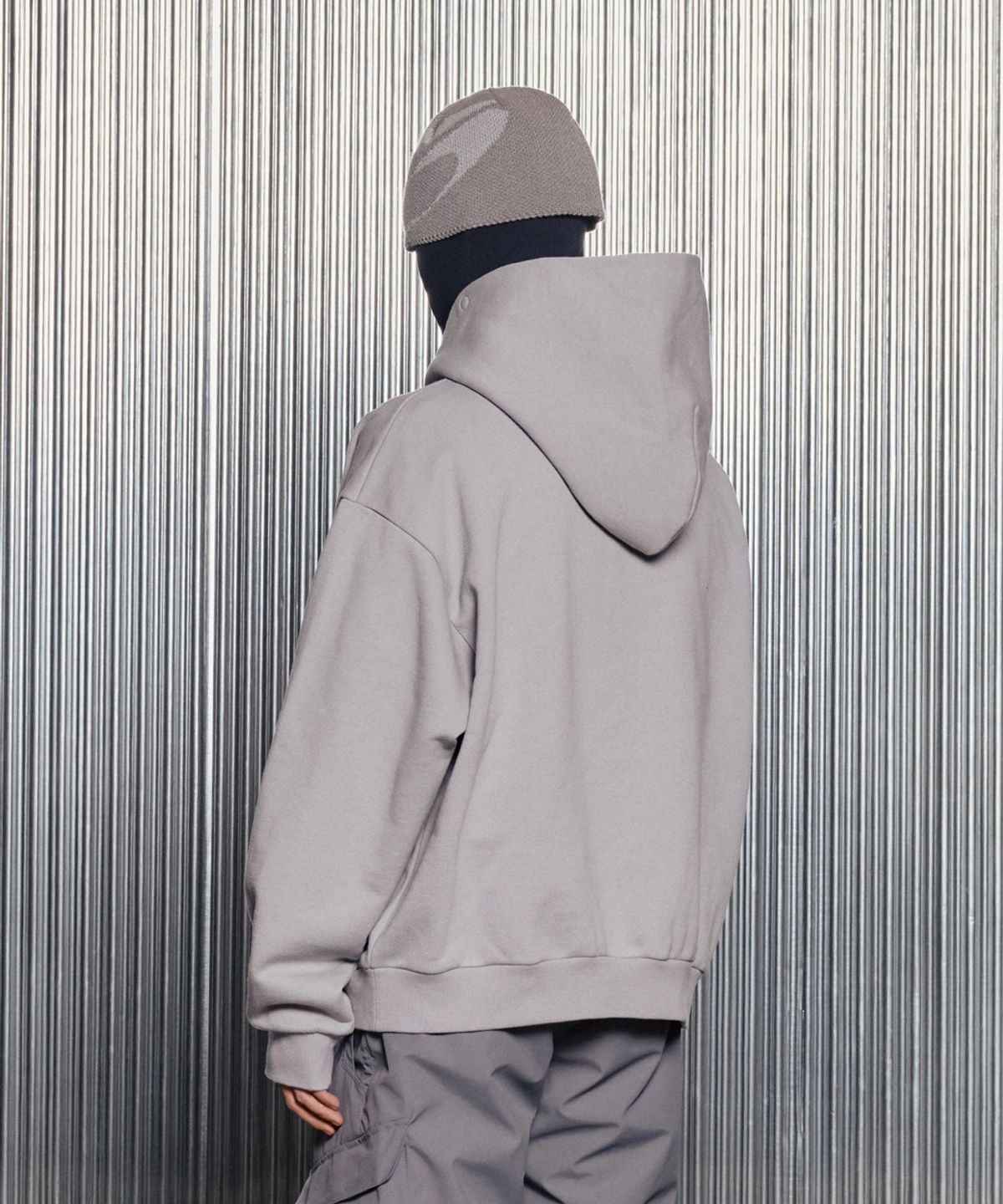 그레일즈(GRAILZ) OVAL LOGO HOODIE [GREY]