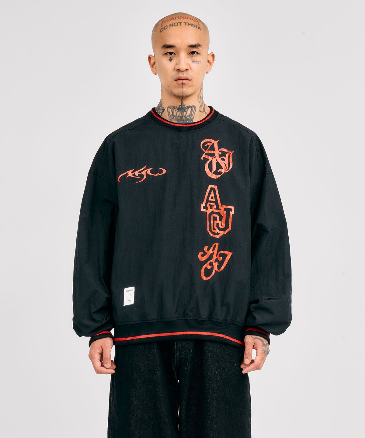 아조바이아조(AJOBYAJO) [PBA] Total Logo Nylon Sweatshirt [BLACK]
