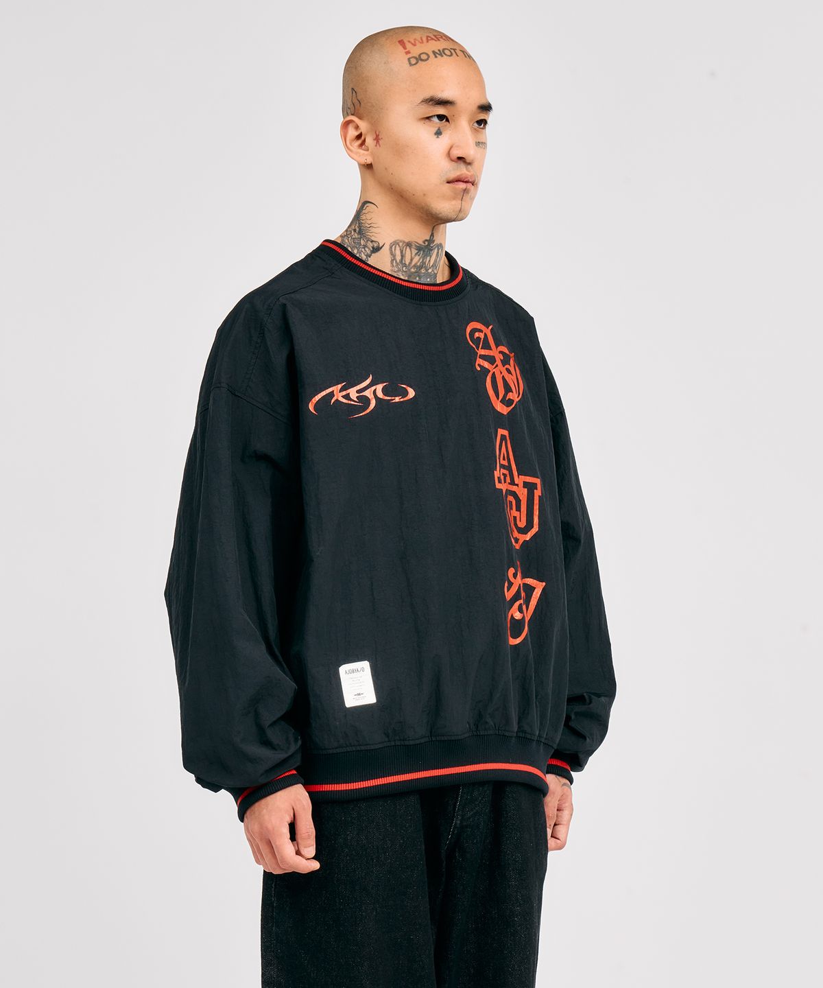 아조바이아조(AJOBYAJO) [PBA] Total Logo Nylon Sweatshirt [BLACK]