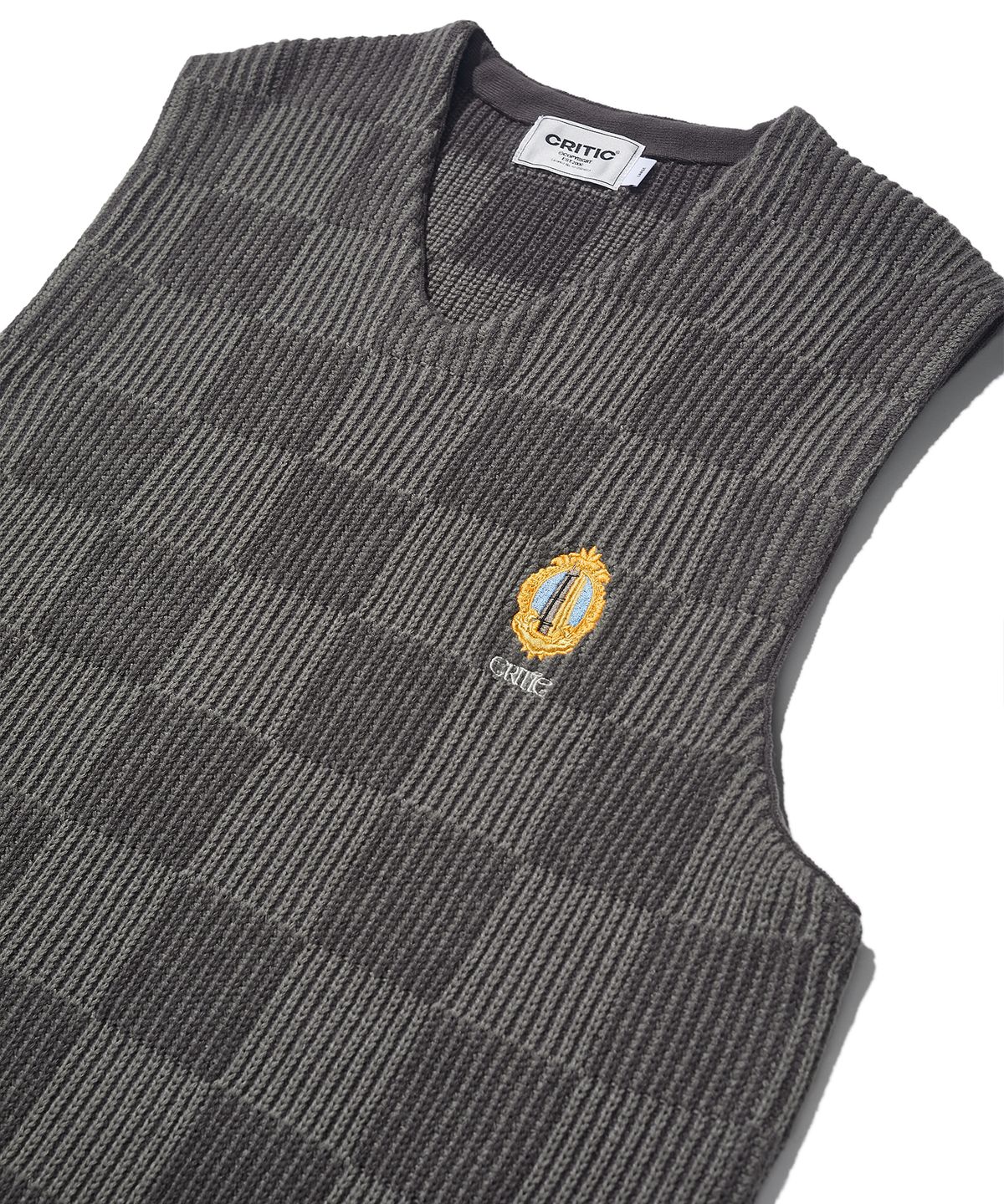 크리틱(CRITIC) Checkerboard Knit Vest Charcoal
