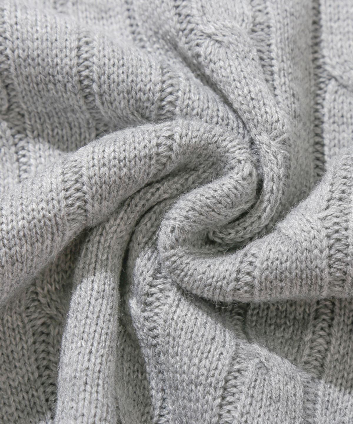 트릴리온(TRILLION) 워셔블 보트자수 케이블 크루넥 니트 (NEUTRAL GRAY)