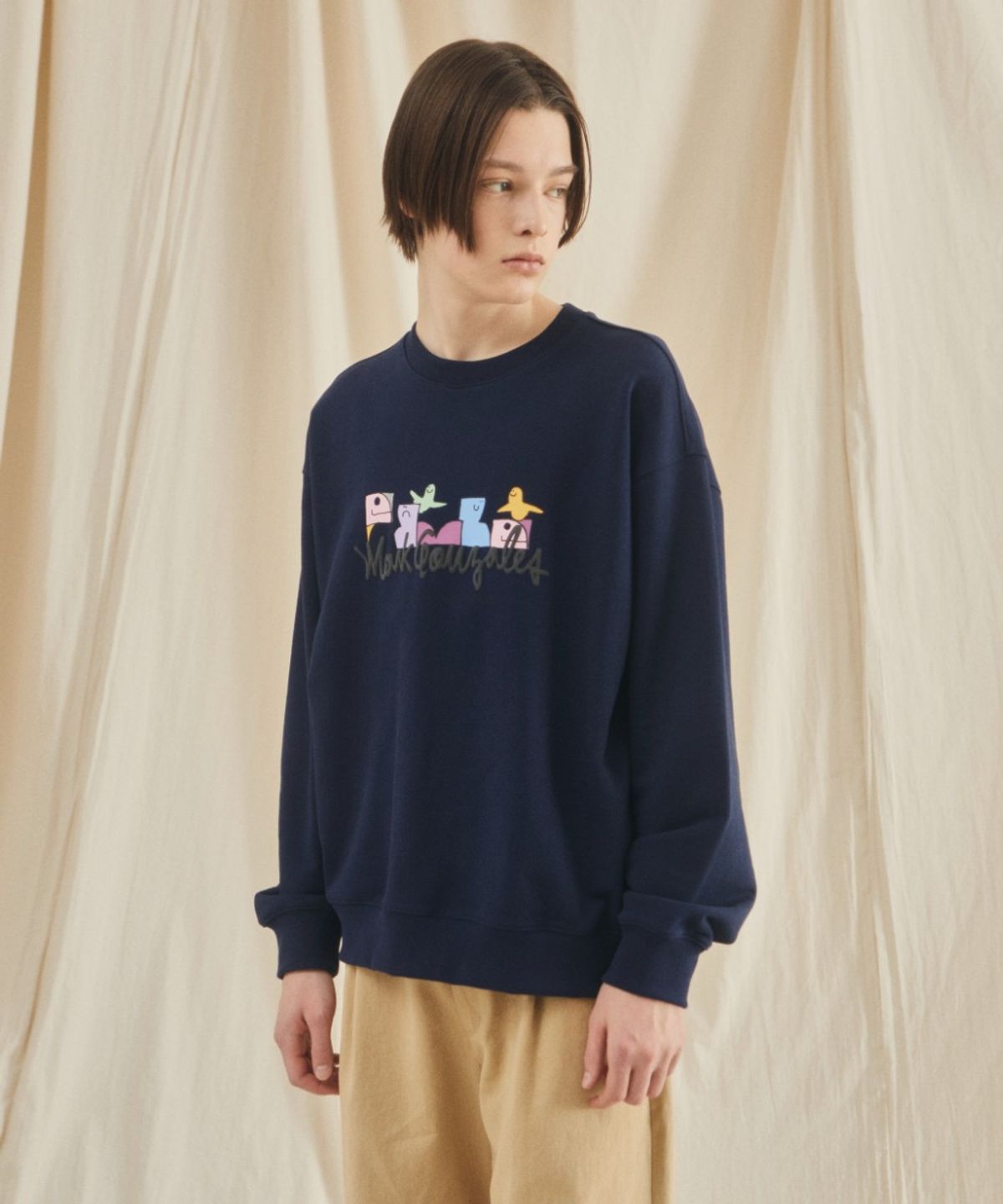 마크곤잘레스(MARK GONZALES) MG MULTI SHMOO GRAPHIC SWEATSHIRT - NAVY