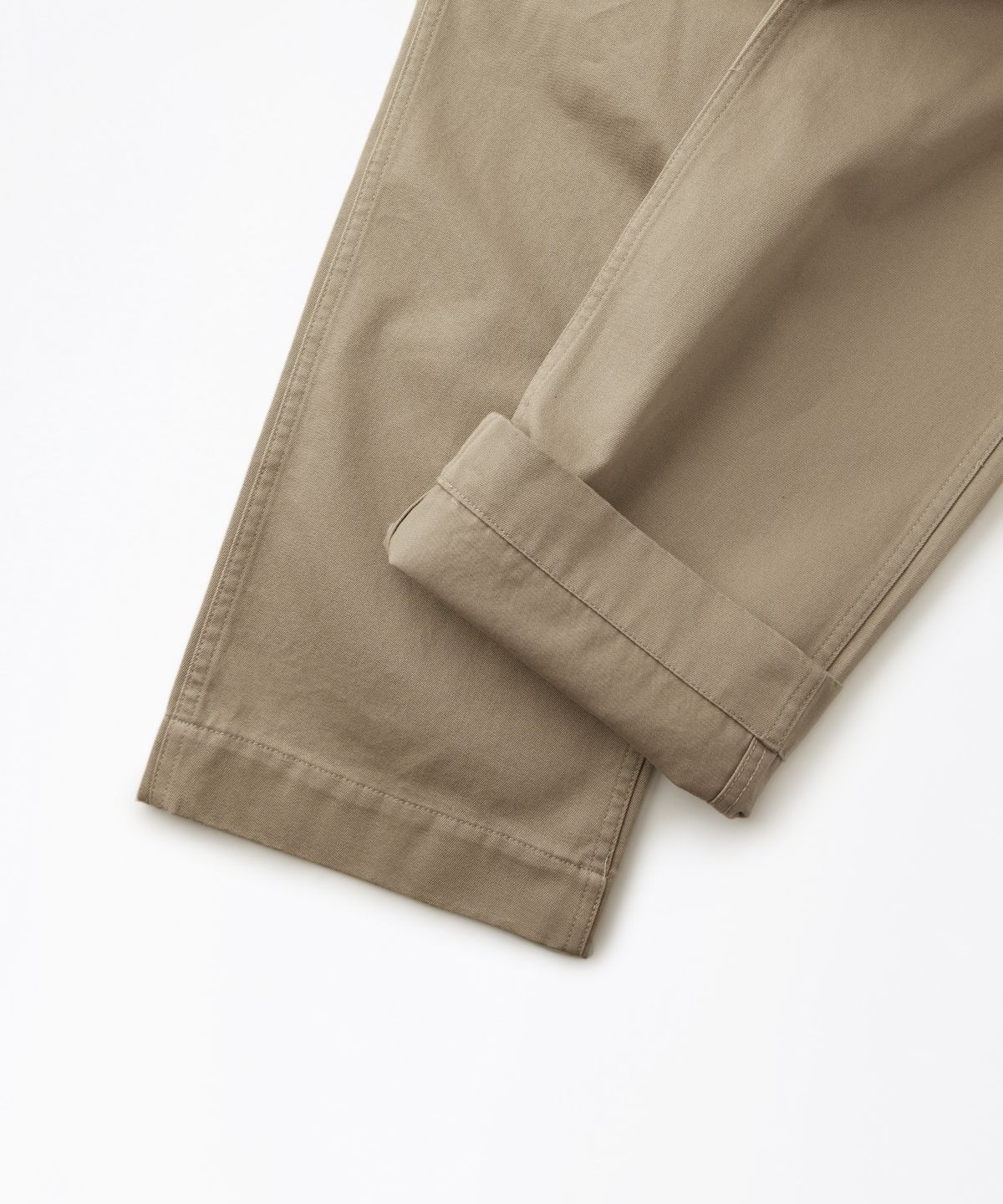 아웃스탠딩(OUTSTANDING) OFFICER CHINO PANTS_KHAKI