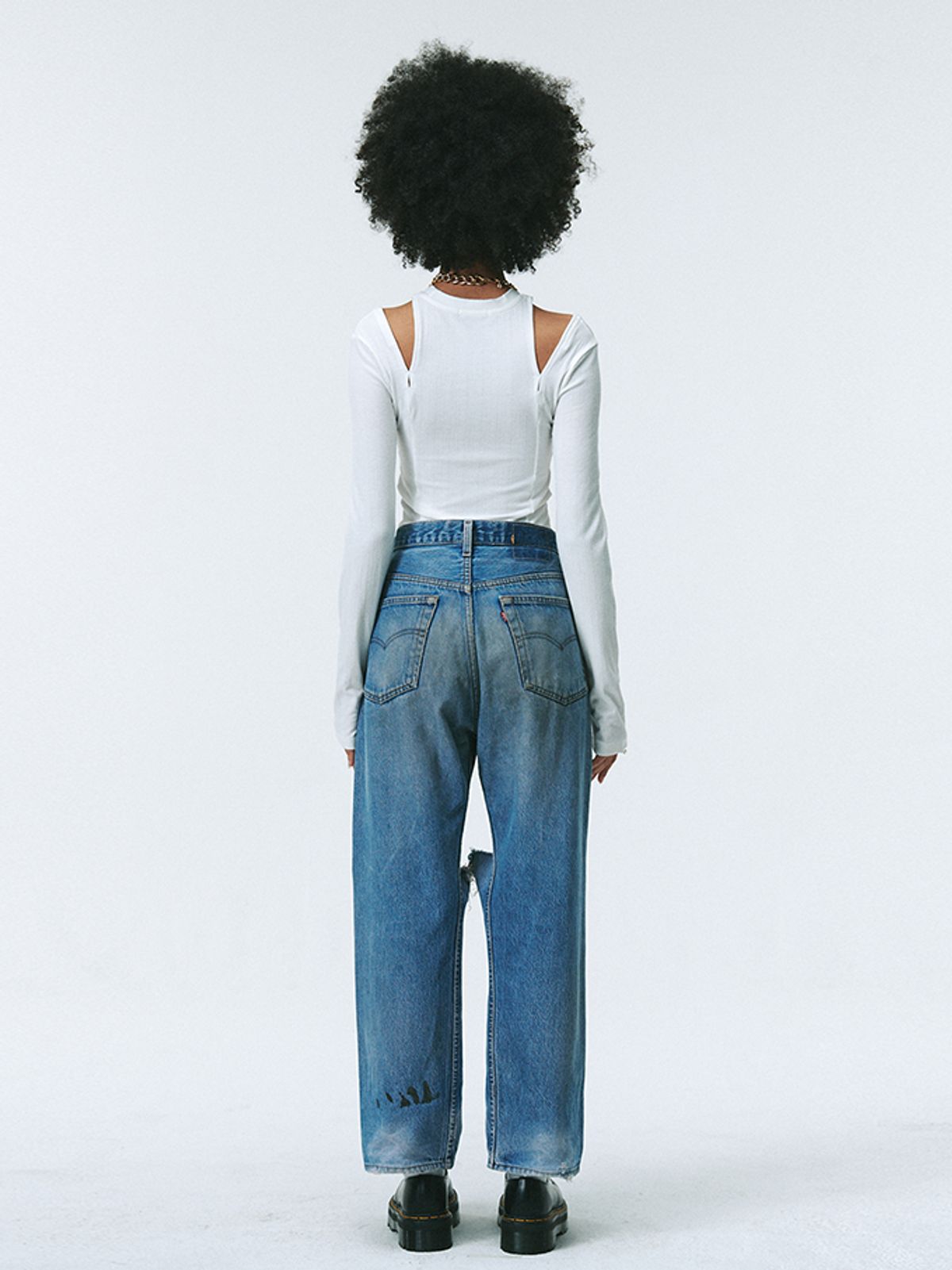 에즈이프 캘리(ASIF CALIE) RIB SLIT LONG SLEEVE WHITE