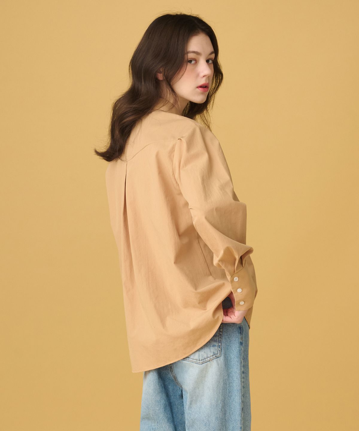 디어피어(DEAR,PEER) 빅 칼라 커프스 셔츠 옐로 베이지