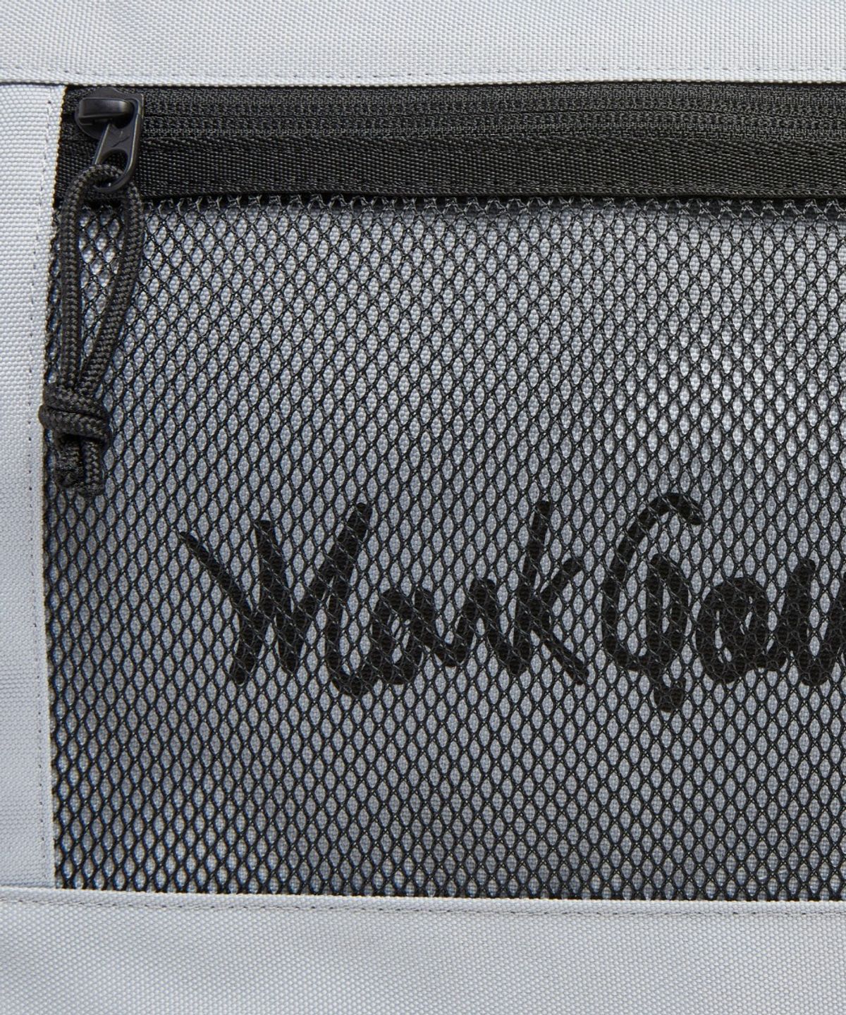 마크곤잘레스(MARK GONZALES) Mesh Messenger Bag - GREY