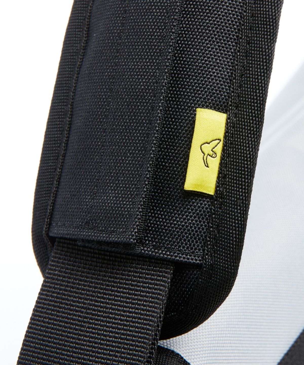 마크곤잘레스(MARK GONZALES) Mesh Messenger Bag - GREY
