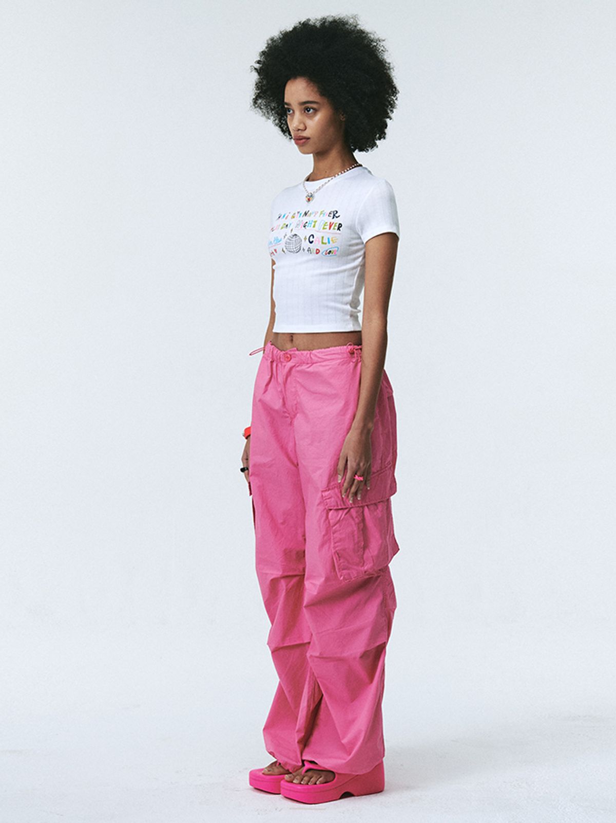 에즈이프 캘리(ASIF CALIE) DISCOBALL CROP TSHIRT WHITE