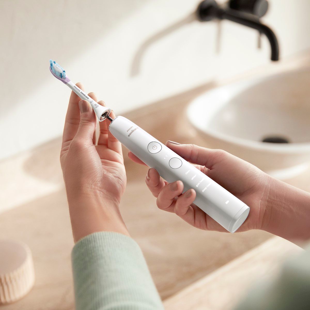 소닉케어(SONICARE) 다이아몬드 클린 9000 스페셜 에디션 화이트 HX9911/73