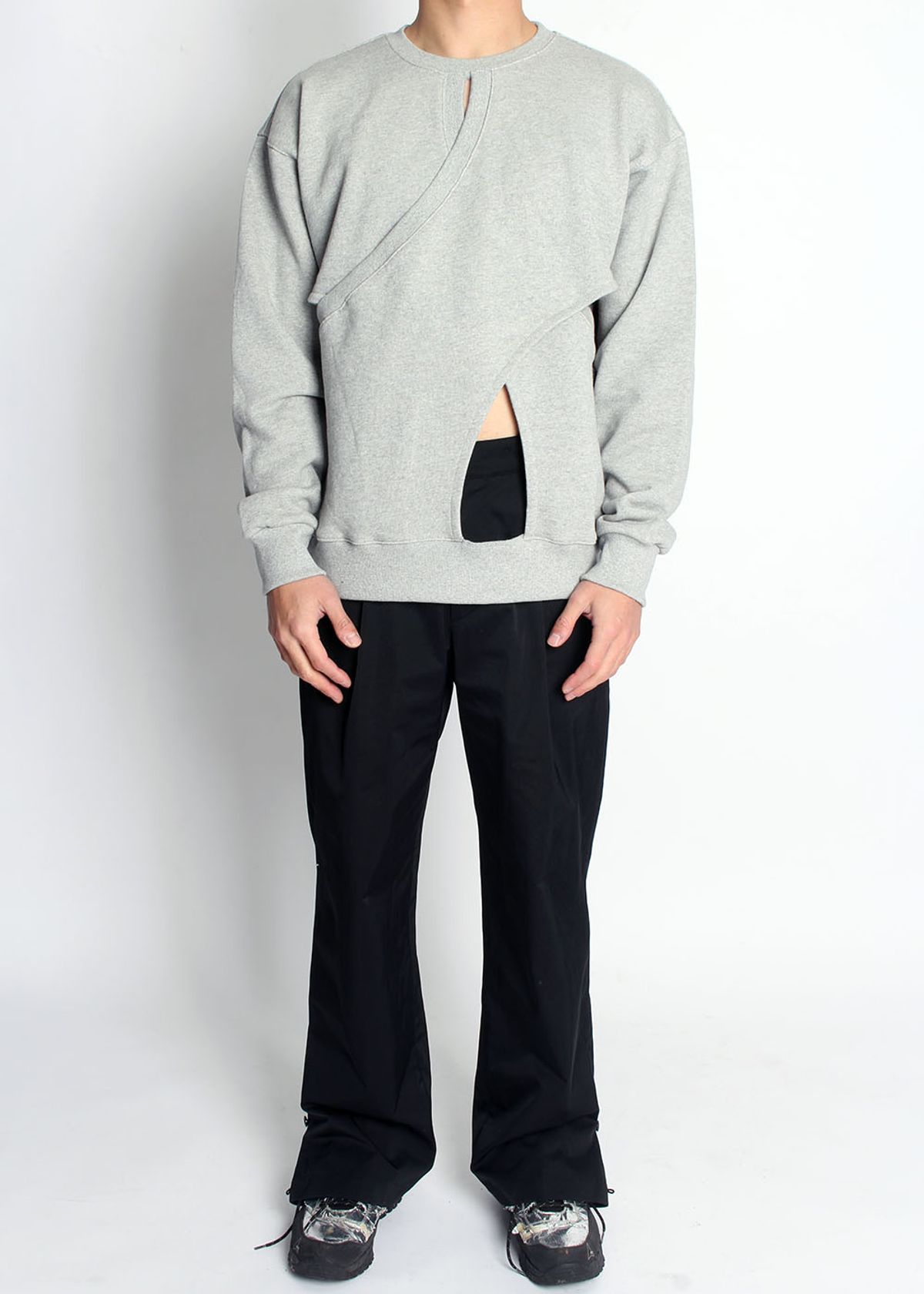 이레귤러(IRREGULAR) DOUBLE LAYERED SLIT SWEATSHIRT (GREY)