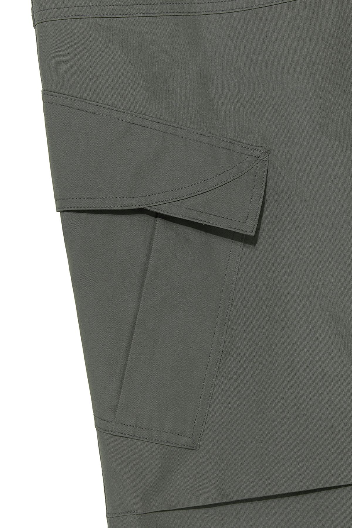 비바스튜디오(VIVASTUDIO) SPLIT WIDE CARGO PANTS [KHAKI]