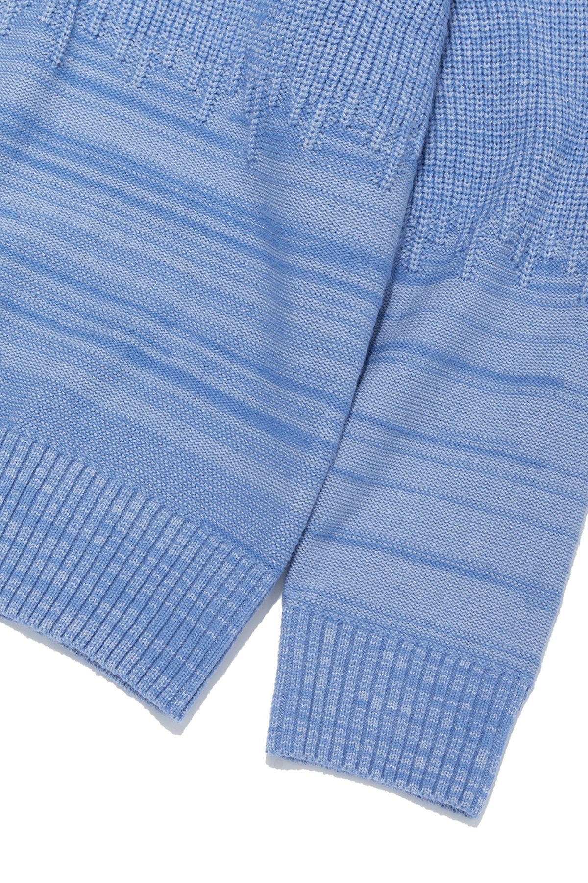 비바스튜디오(VIVASTUDIO) DISTORTION ROUND KNIT [BLUE]