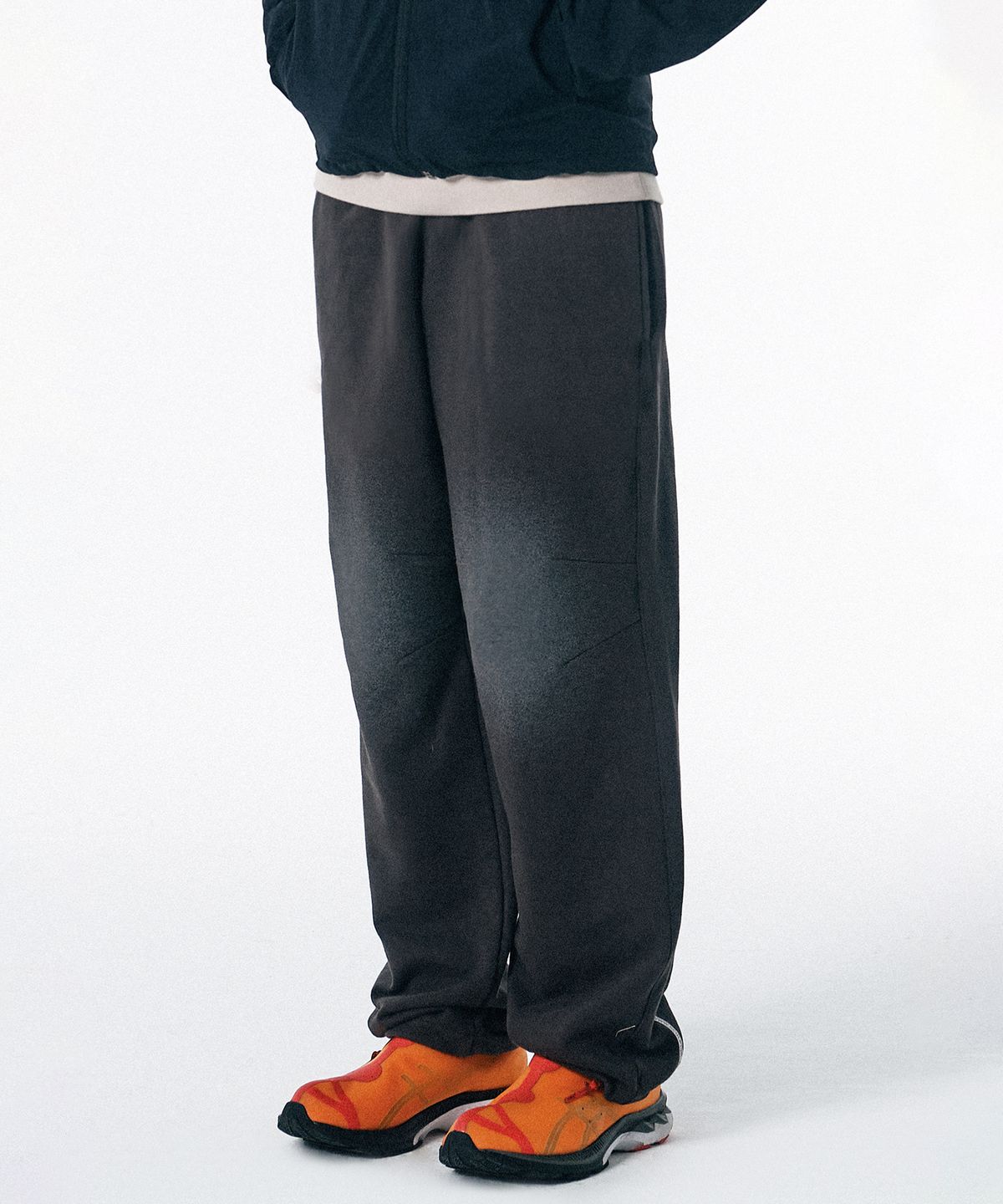 스컬프터(SCULPTOR) Species Brushed Sweat Pants Charcoal