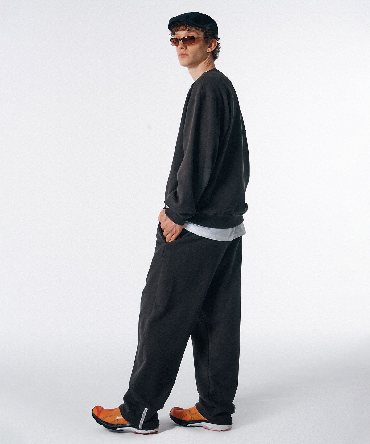 스컬프터(SCULPTOR) Species Brushed Sweat Pants Charcoal