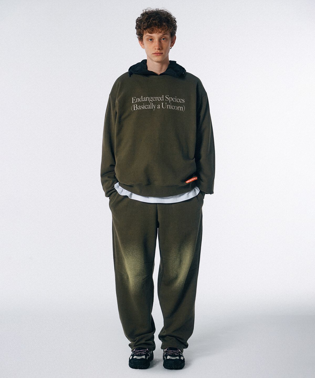 스컬프터(SCULPTOR) Species Brushed Sweat Pants Khaki Brown