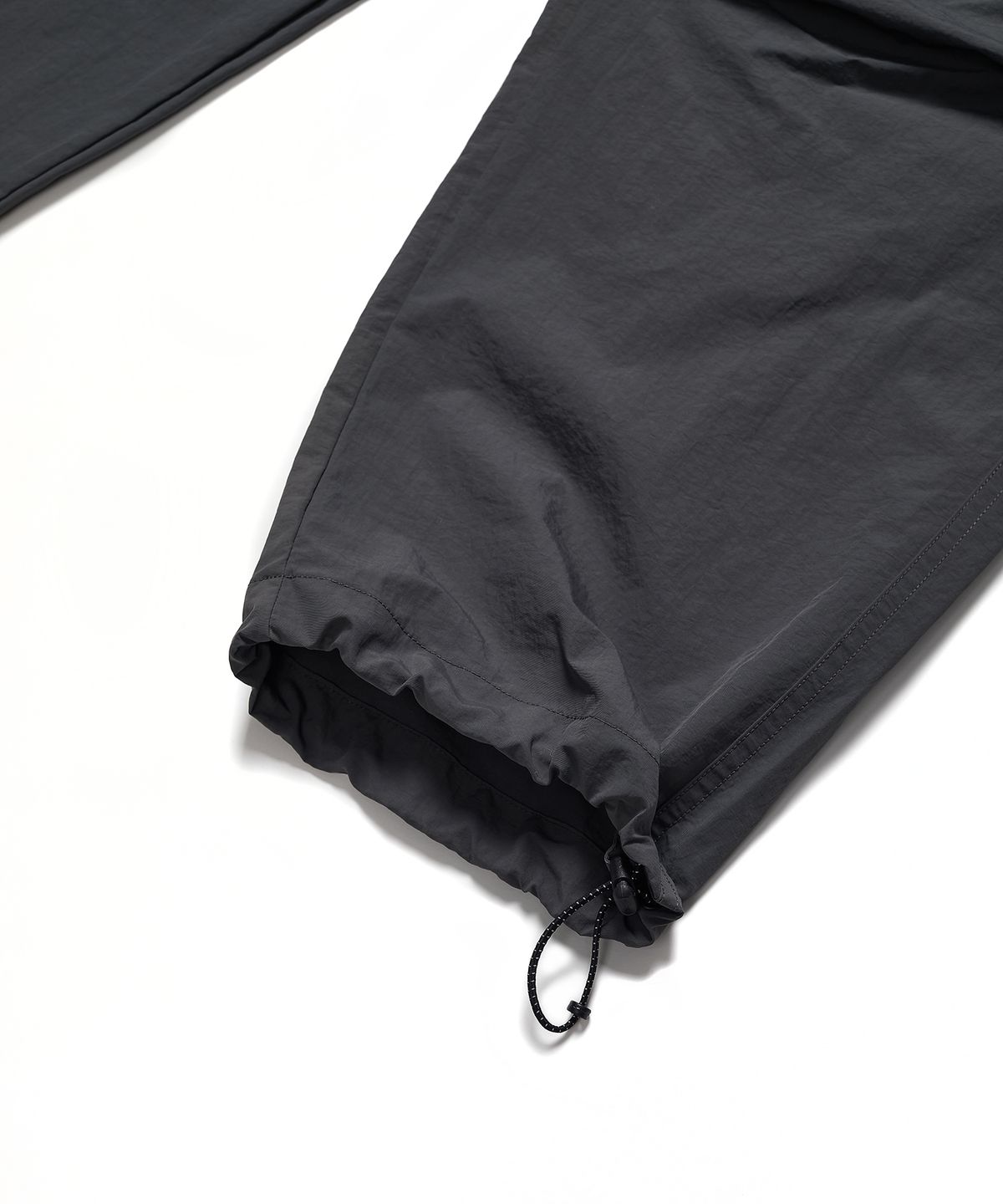 사운즈라이프(SOUNDSLIFE) Hard shell Parachute Pants Charcoal