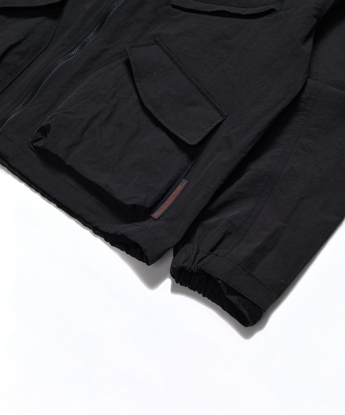 사운즈라이프(SOUNDSLIFE) Hard shell Windbreaker Jacket Black