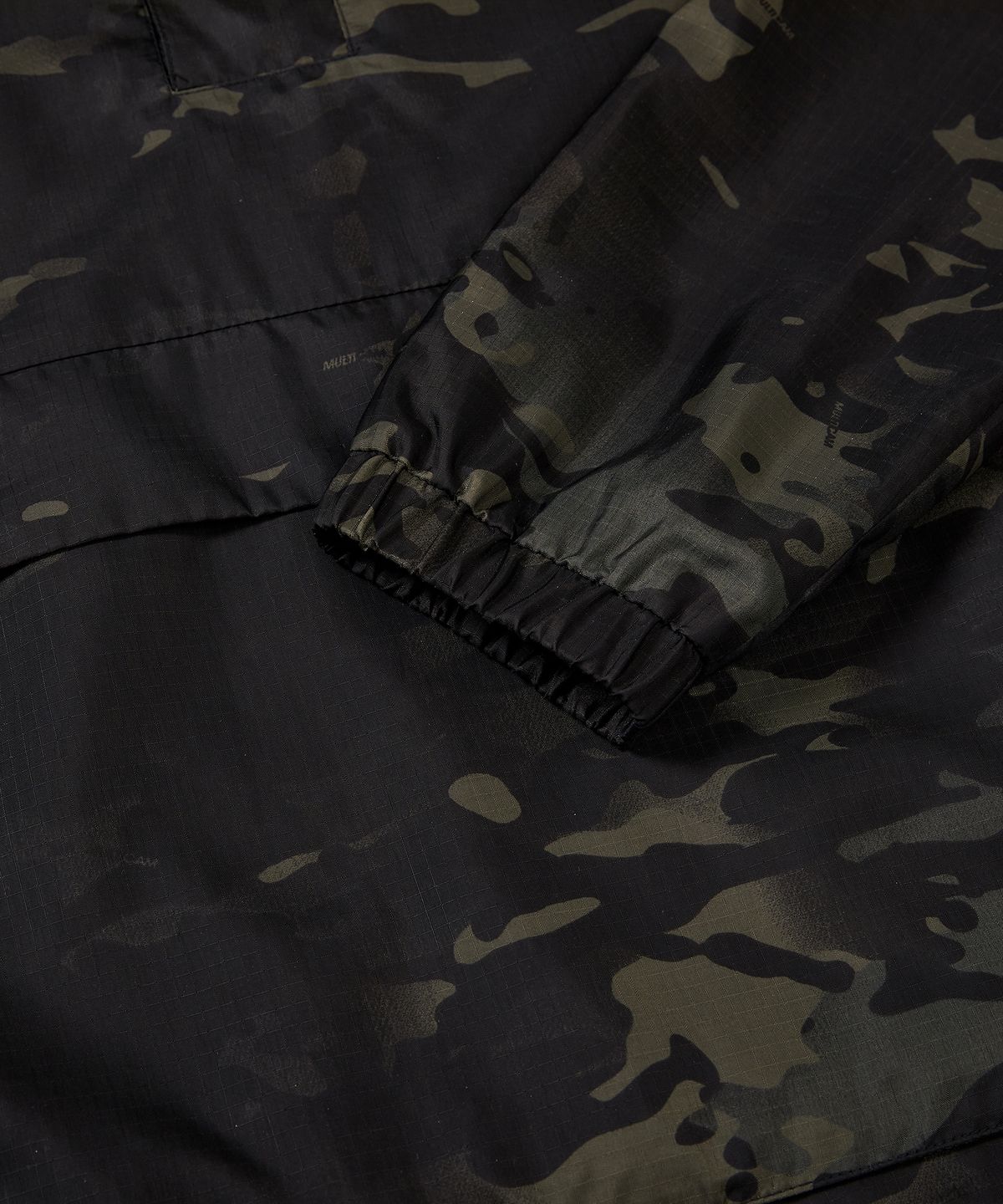 스노우피크 어패럴(SNOWPEAK APPAREL) 멀티캠 아노락 Black (S23ZMPAN06)