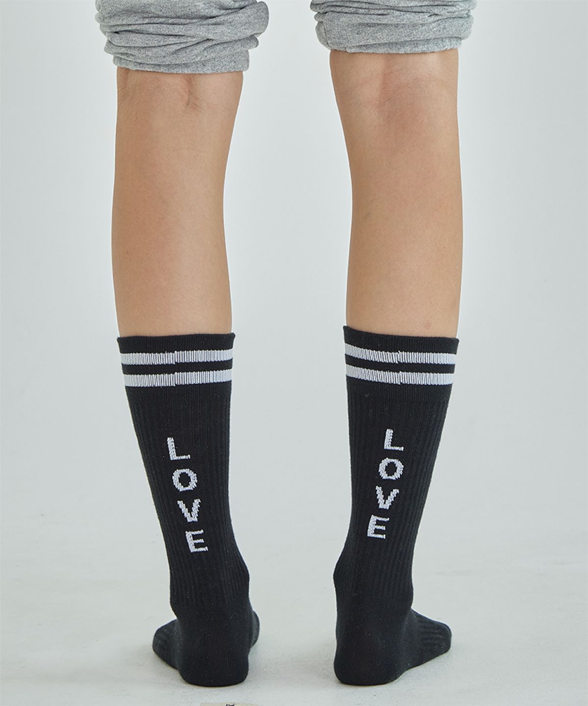 러브유어바디(LOVEYOURBODY) 오버핏 맨투맨 & 슬림핏 조거팬츠(COAL GREY) & LOVE SOCKS 세트