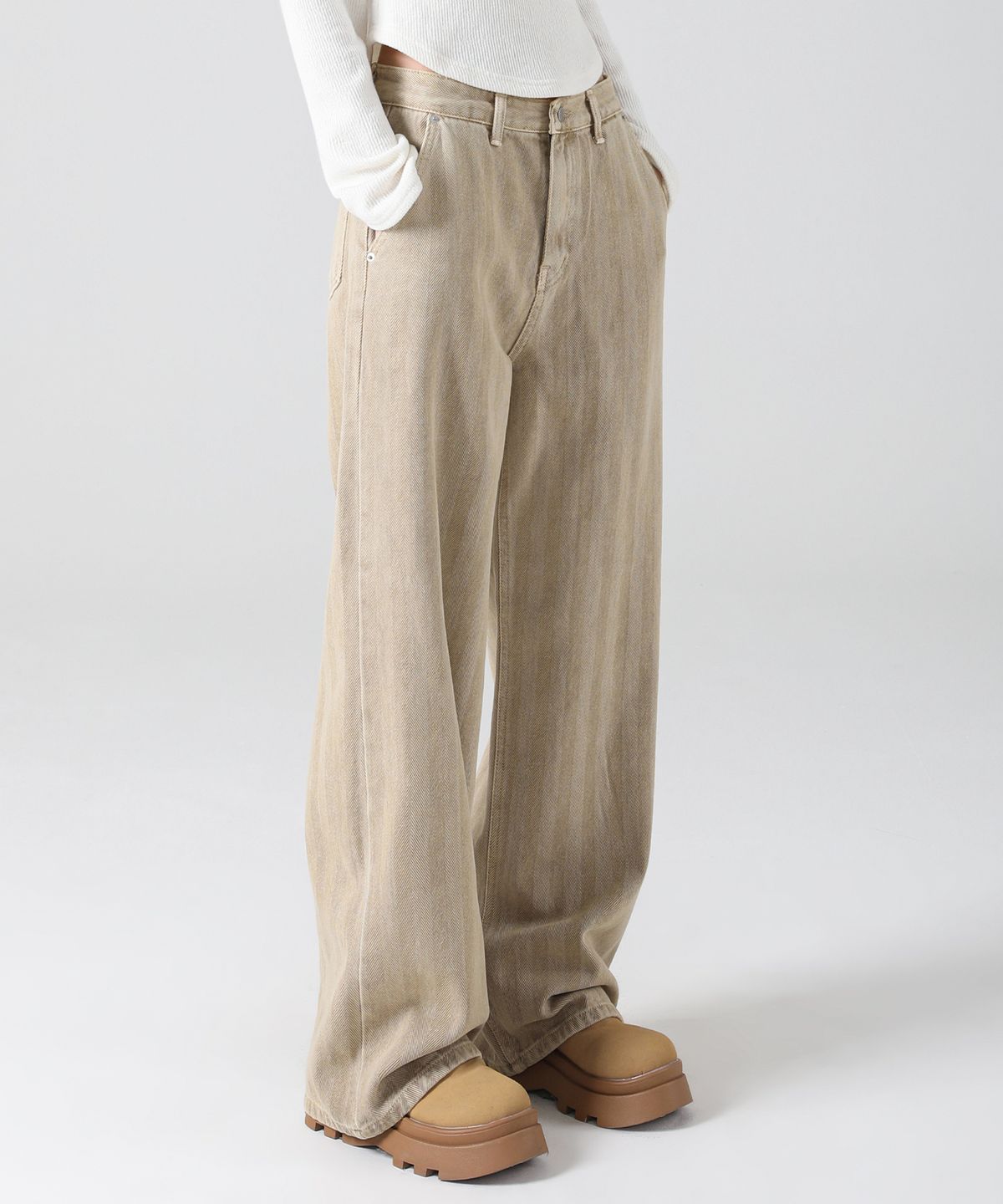 어반드레스(AVANDRESS) Herringbone wide pants KHAKI