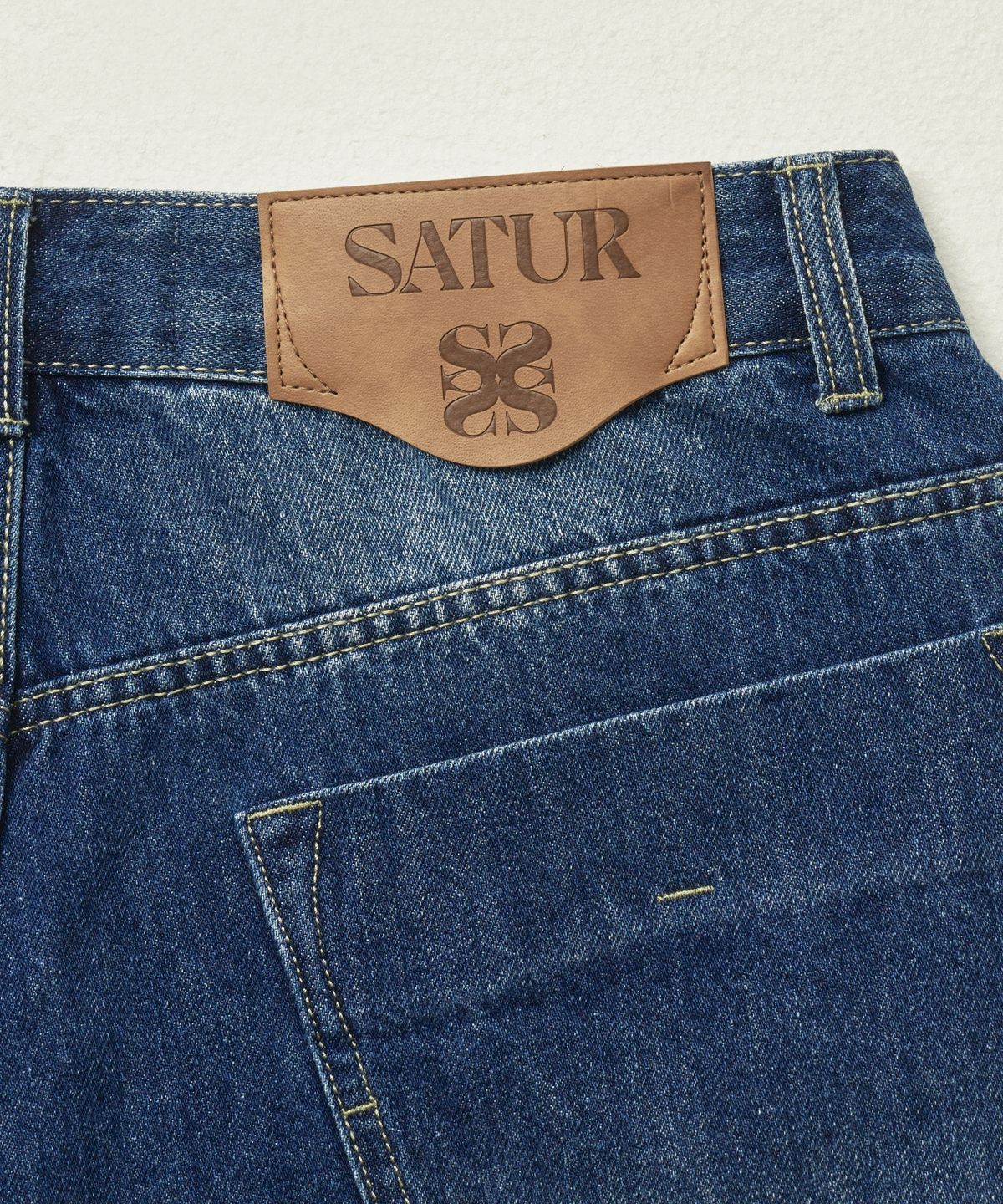 세터(SATUR) 가봉 데님 버뮤다 팬츠 인디고 블루