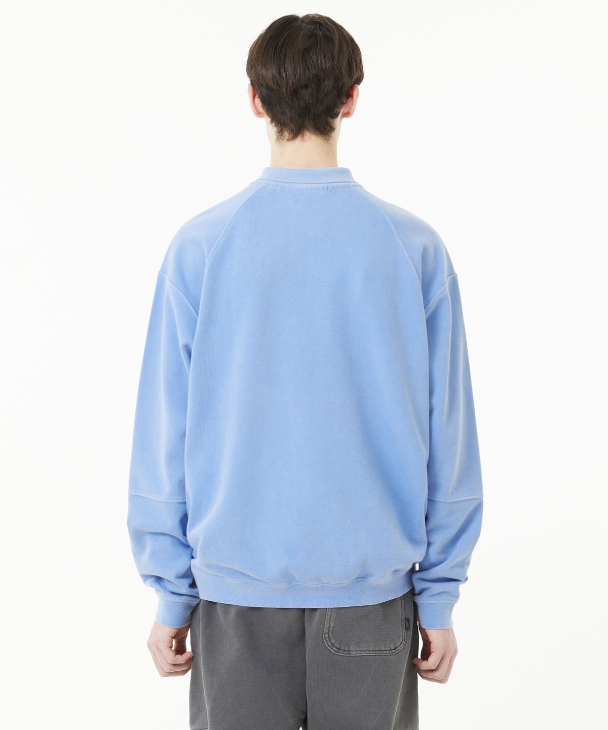엘엠씨(LMC) OVERDYED GOTHIC OVAL COLLAR SWEATSHIRT sky blue