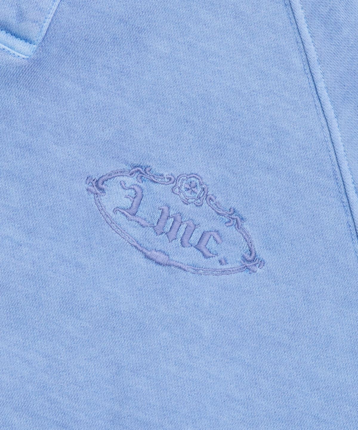 엘엠씨(LMC) OVERDYED GOTHIC OVAL COLLAR SWEATSHIRT sky blue