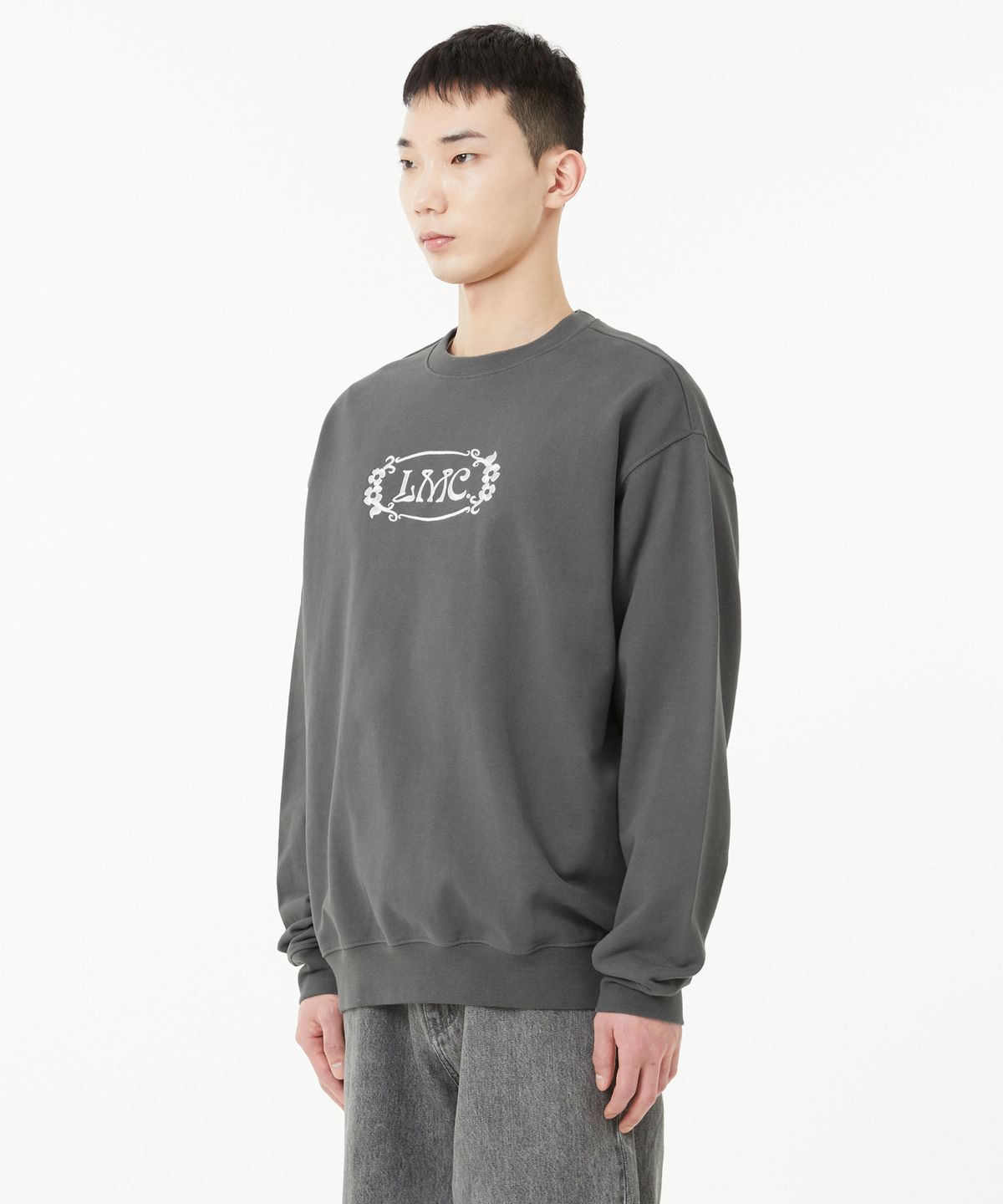 엘엠씨(LMC) FLOWER OVAL SWEATSHIRT charcoal