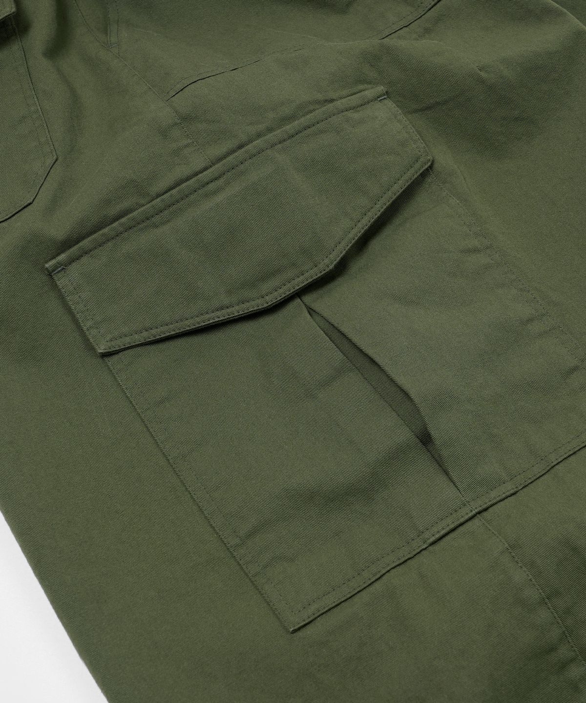 프리즘웍스(FRIZMWORKS) TWILL CARGO BALLOON PANTS _ OLIVE